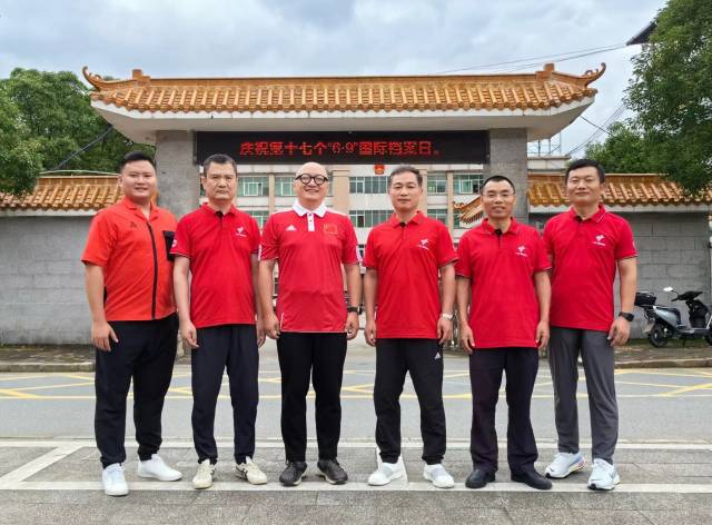 黄色小说
、广东广播电视台驻韶关市曲江区罗坑镇帮镇扶村工作队。